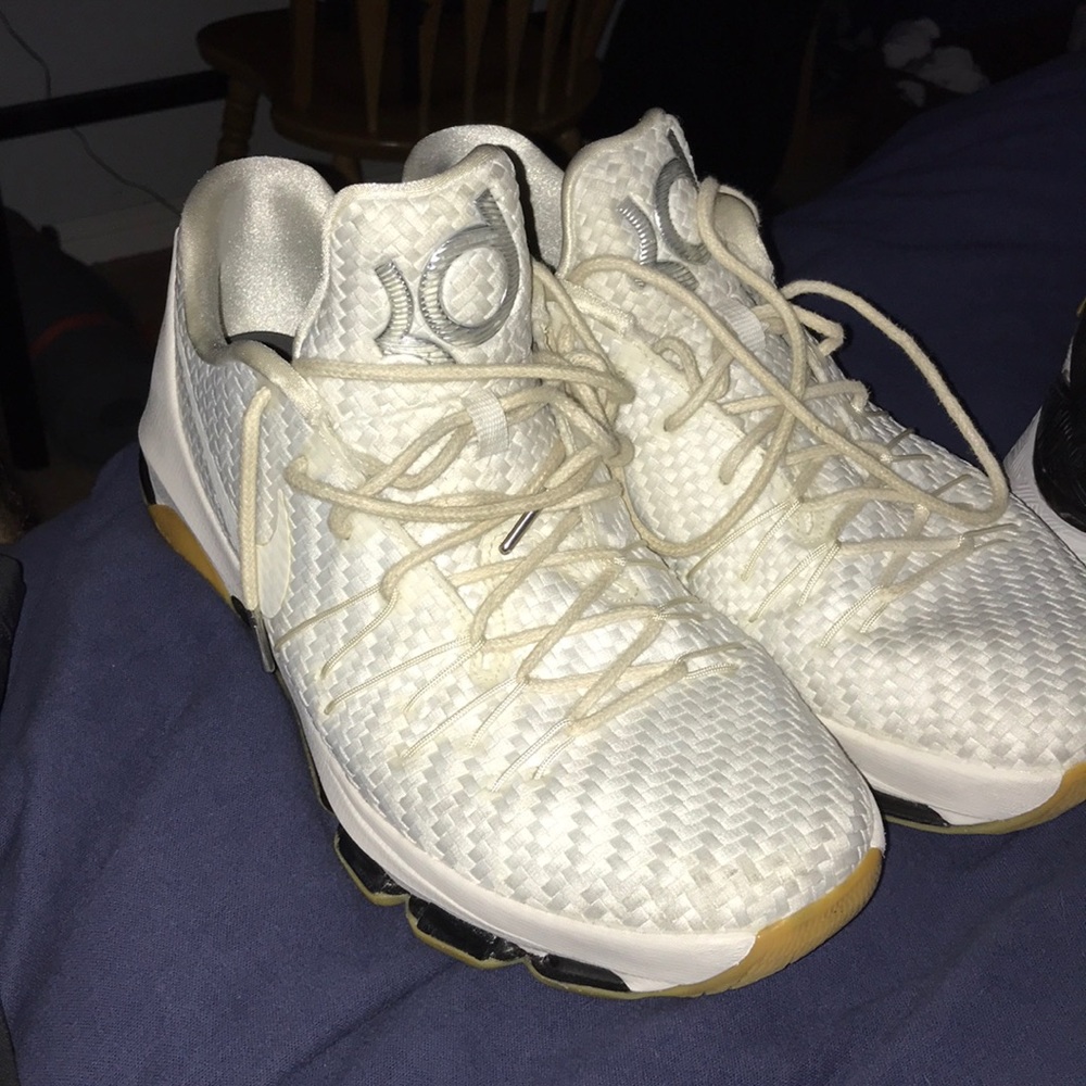 Kd White Woven 7s